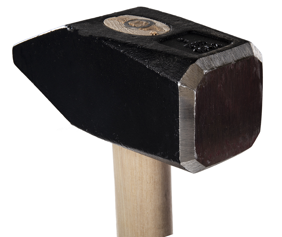 pc0000202-05 Ragni Sledge Hammer with Wood Handle, 5 kg