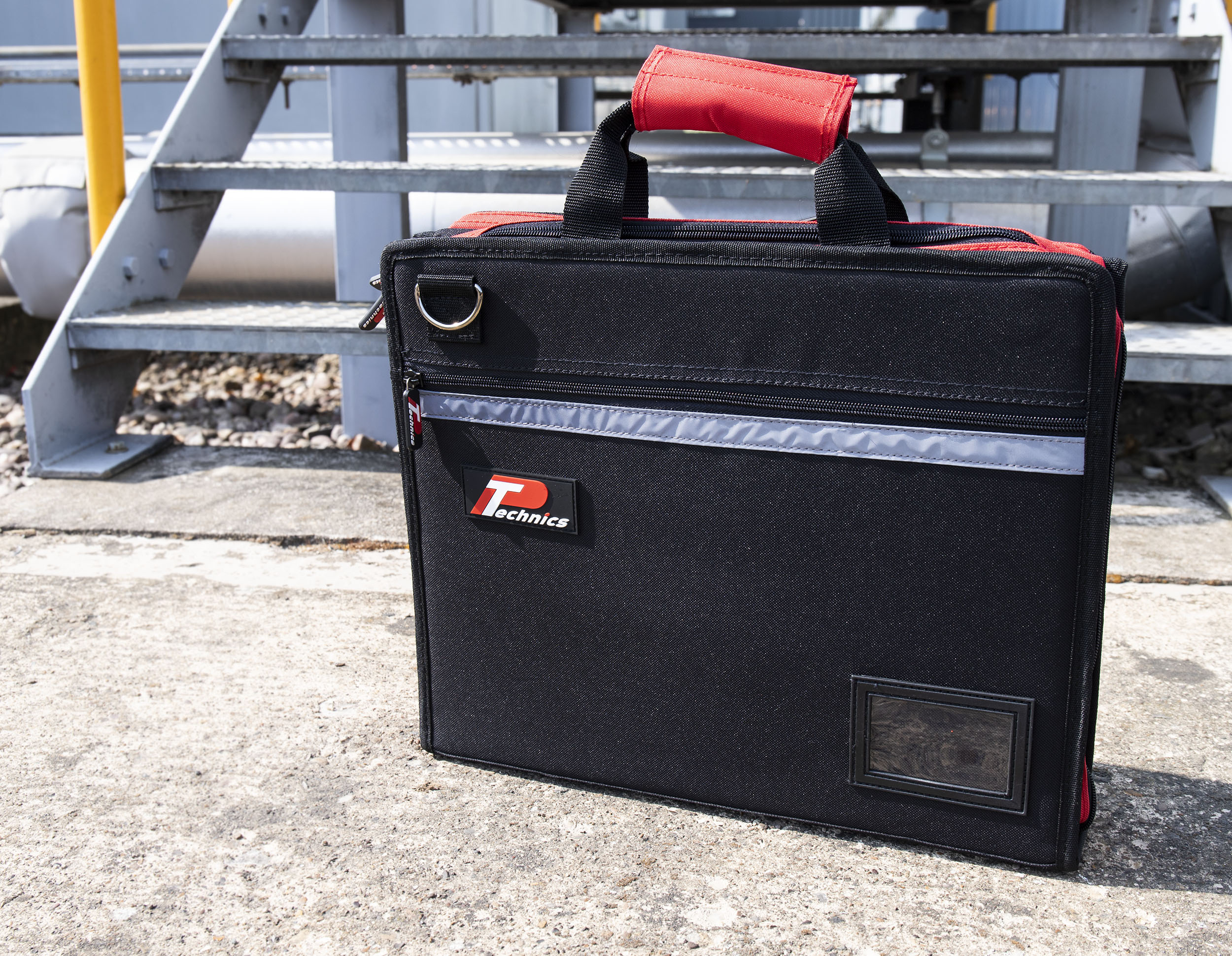 pt152 Technics Polyester Tool Bag 420 mm x 380mm x 130 mm