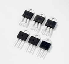 Littelfuse Through Hole, 3-Pin, TRIAC 600 V, Gate Trigger 2 V