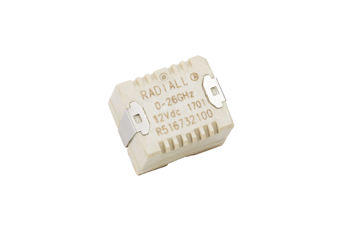 r516332100 Radiall Through Hole High Frequency Relay, 12 V dc Coil, 8 GHz Max. Coil Freq., SPDT