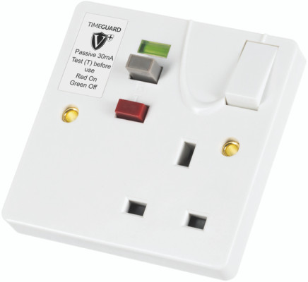 Timeguard 13A, Double Pole 1 RCD Socket, Plastic, Metal, Surface Switched, BS1363-2, BS7288, 230V ac, Metal, White