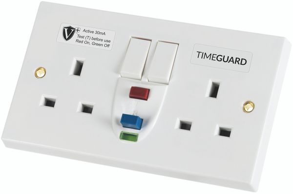 Timeguard 30A, Active 1 RCD Socket, Plastic, Surface Switched, BS1363-2, CE, BS7288, 230V ac, White
