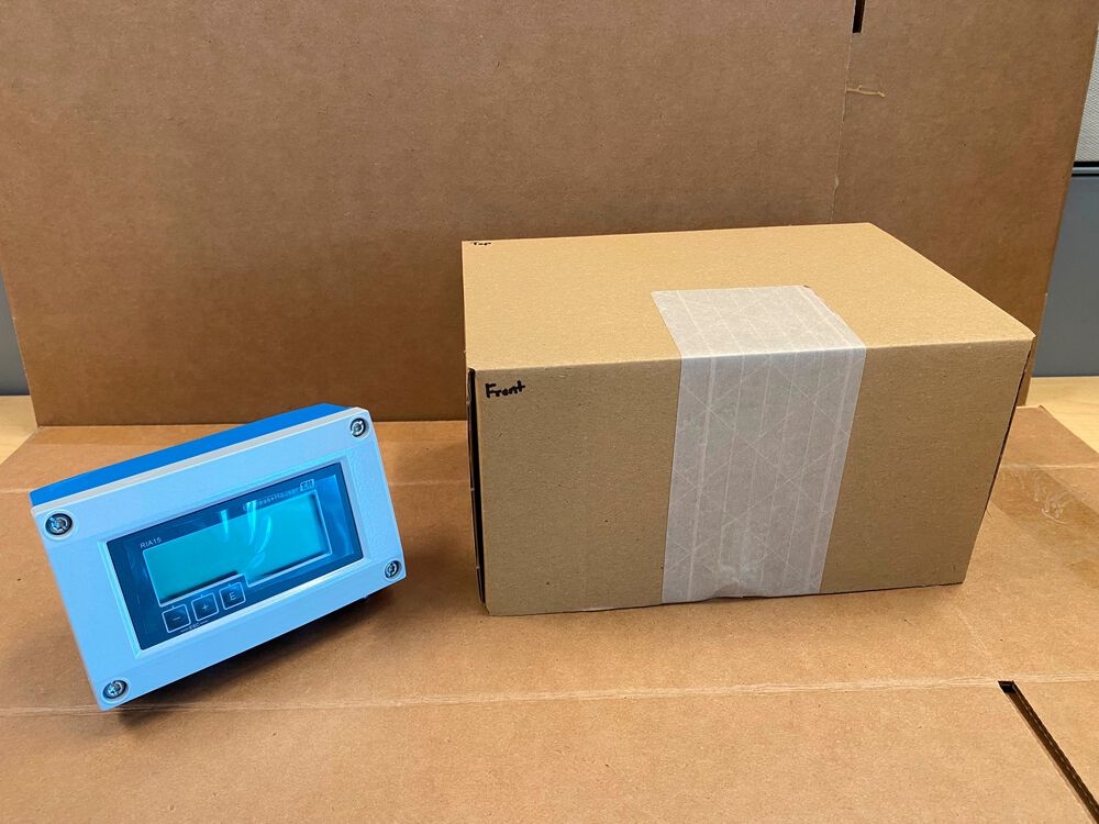 ria15-baa1 Endress+Hauser RIA15 LCD Multi-Function Panel Meters for Current, HART Signal,  45 mm  x 92 mm