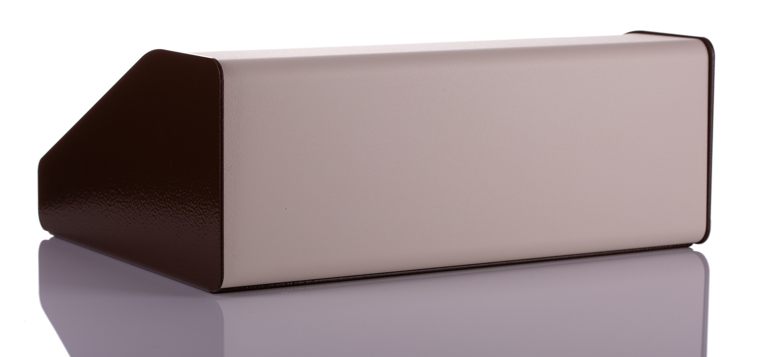 rtm2702-brb CAMDENBOSS 2000 Series Beige, Brown Aluminium Desktop Enclosure Sloped Front, 210 mm 106 mm, 280 mm