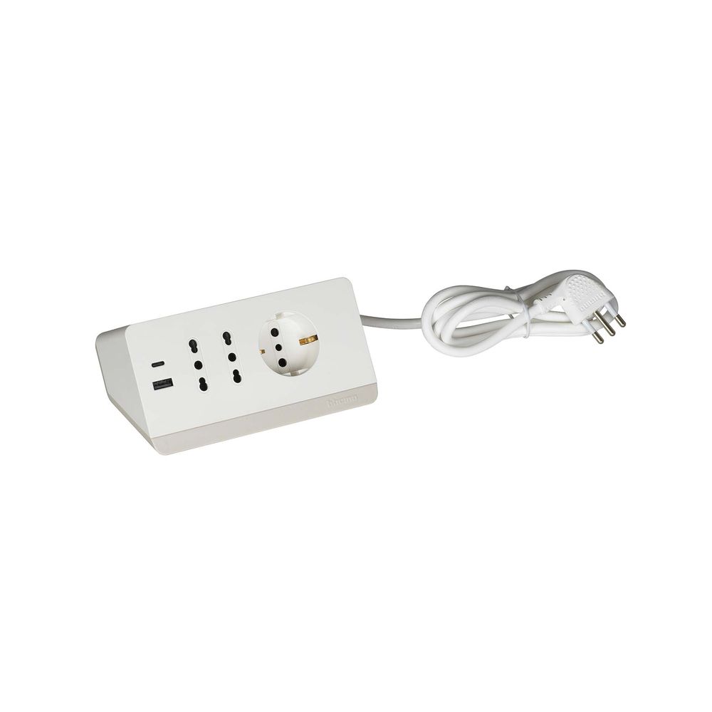 Bticino 2 m 5 Socket USB Type A, 2P+T, USB Type C, German Extension Socket, 250V ac