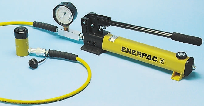 Enerpac SCR102H Hydraulic Hand Pump, 10 t Hand, 54 mm Cylinder Stroke, 700 bar