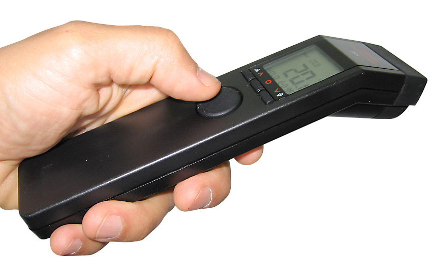 Sefram 9819 Infrared Thermometer, -32 °C Min, 420 °C Max, ± 1% Accuracy, °C and °F Measurements
