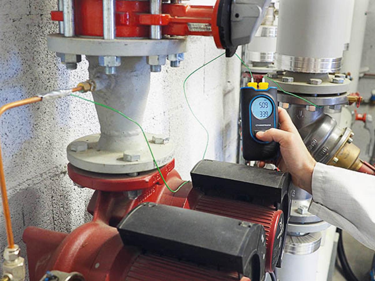 si-tt3 SAUERMANN. Probe Digital Thermometer, K Probe, 2 Input(s), 1300 °C Max, ±0.4°C Accuracy