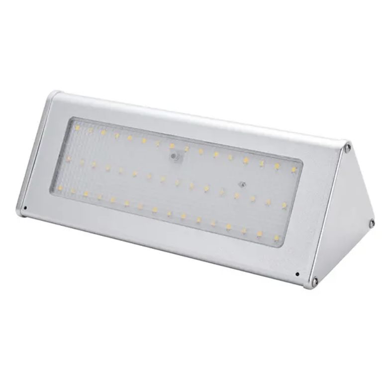 sl-wedge TradeTuff SOLAR WEDGE 900 Solar Powered LED Floodlight, 1 LED, 6.8 W Silver, 900 lm, IP65, 3.2V