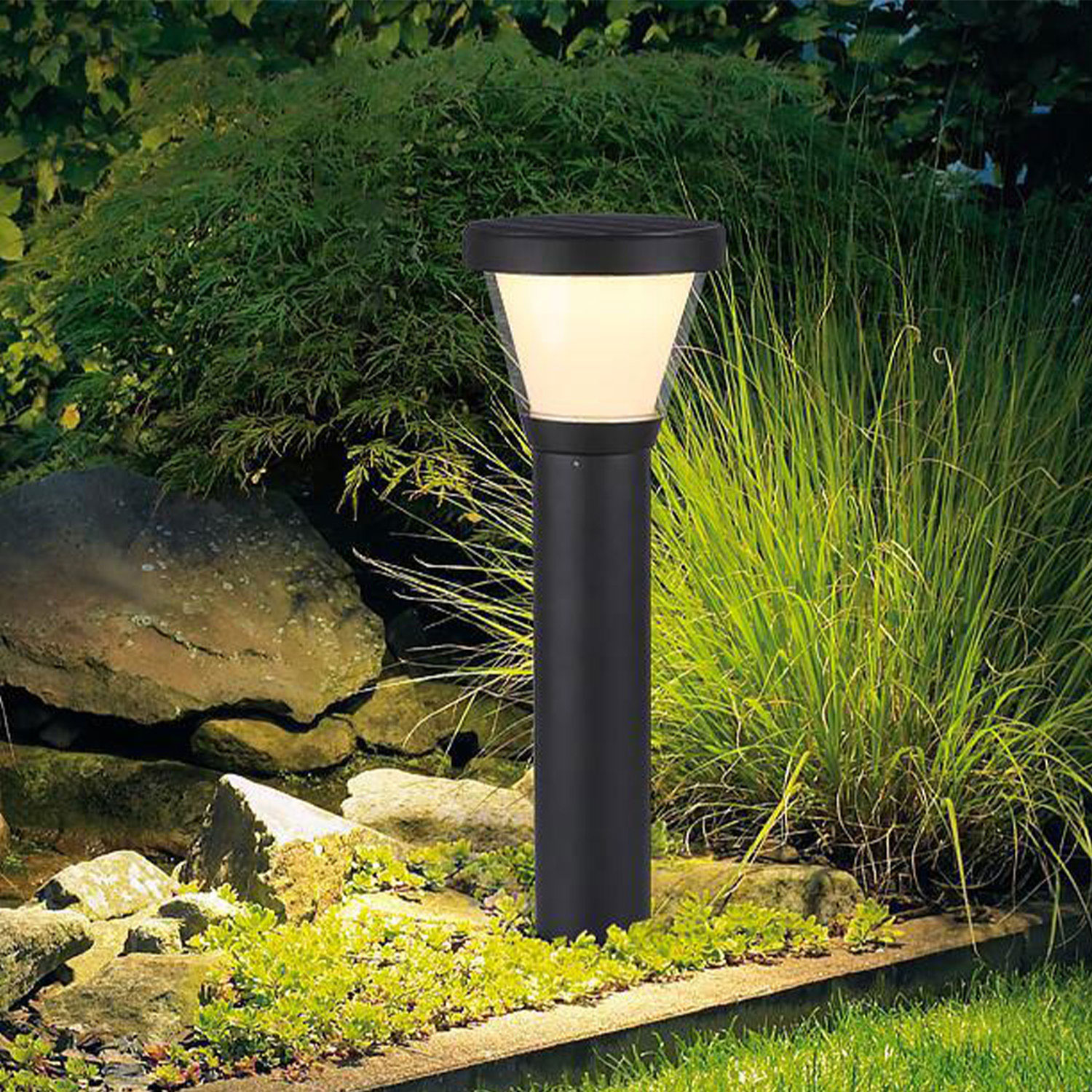 sob-1 TradeTuff SOB Solar Powered LED Floodlight, 6.8 W, 500 lm, IP65, 3.2V