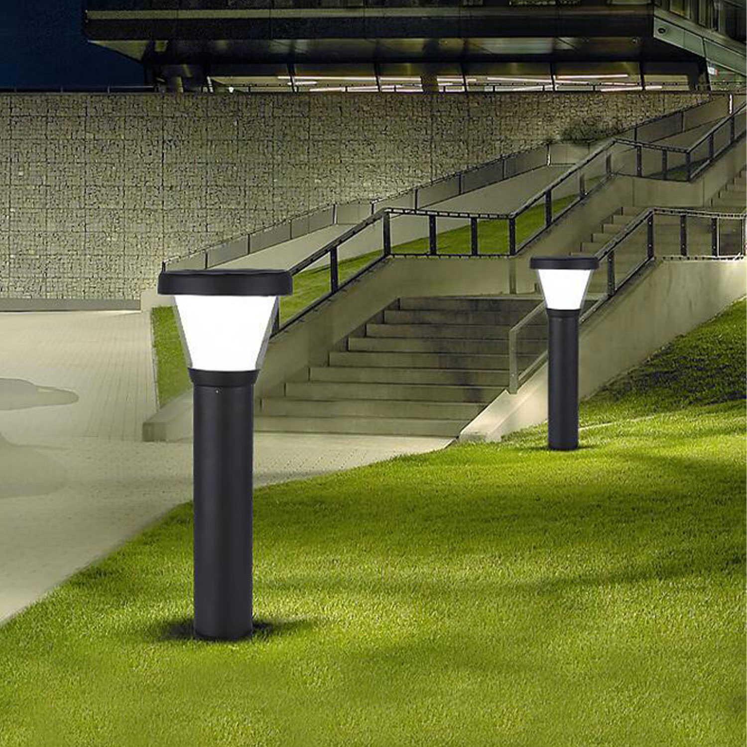 sob-1 TradeTuff SOB Solar Powered LED Floodlight, 6.8 W, 500 lm, IP65, 3.2V