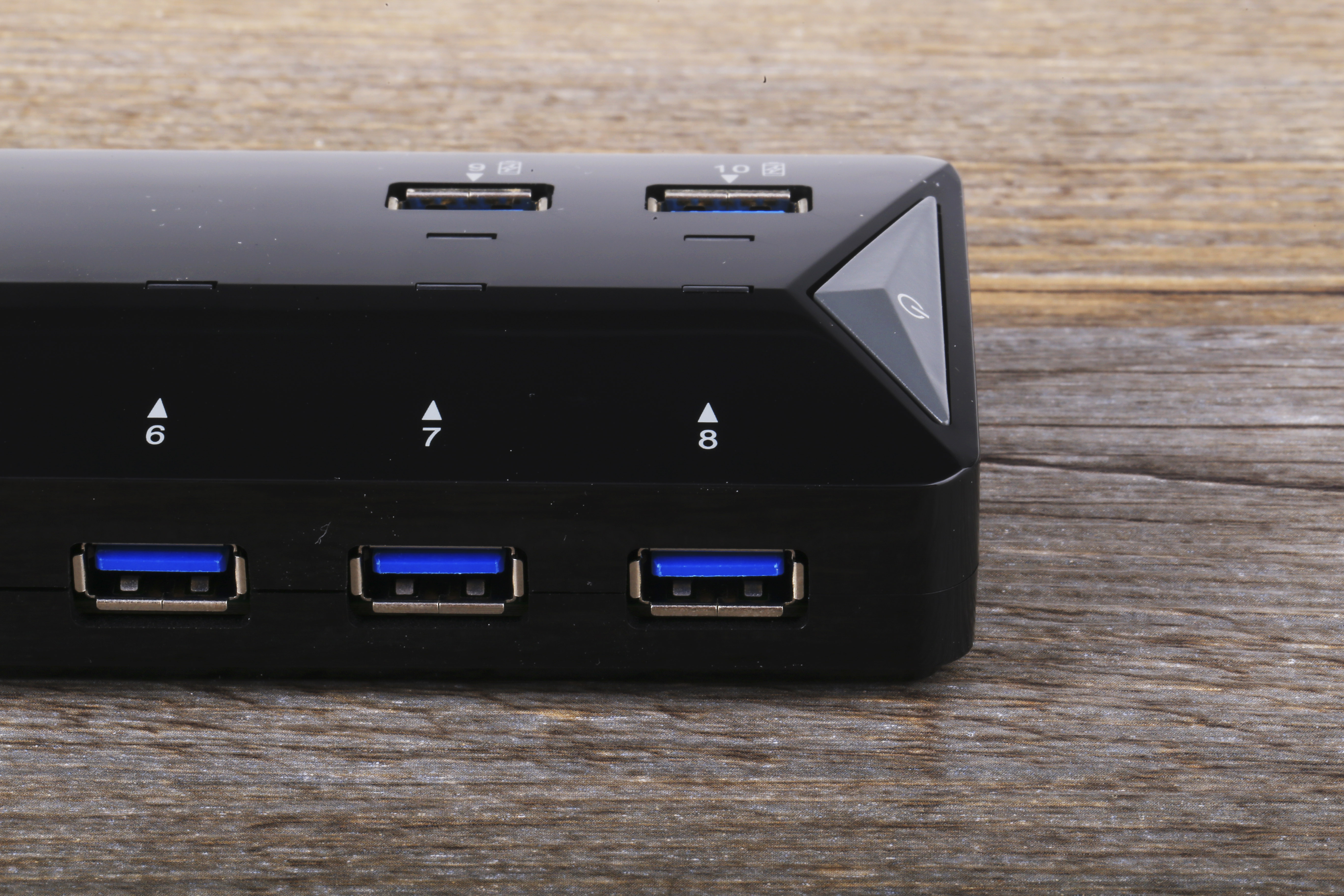 st103008u2c StarTech.com 10 Port USB 3.0 USB Hub, AC Adapter Powered, 60 mm 24 mm 201mm