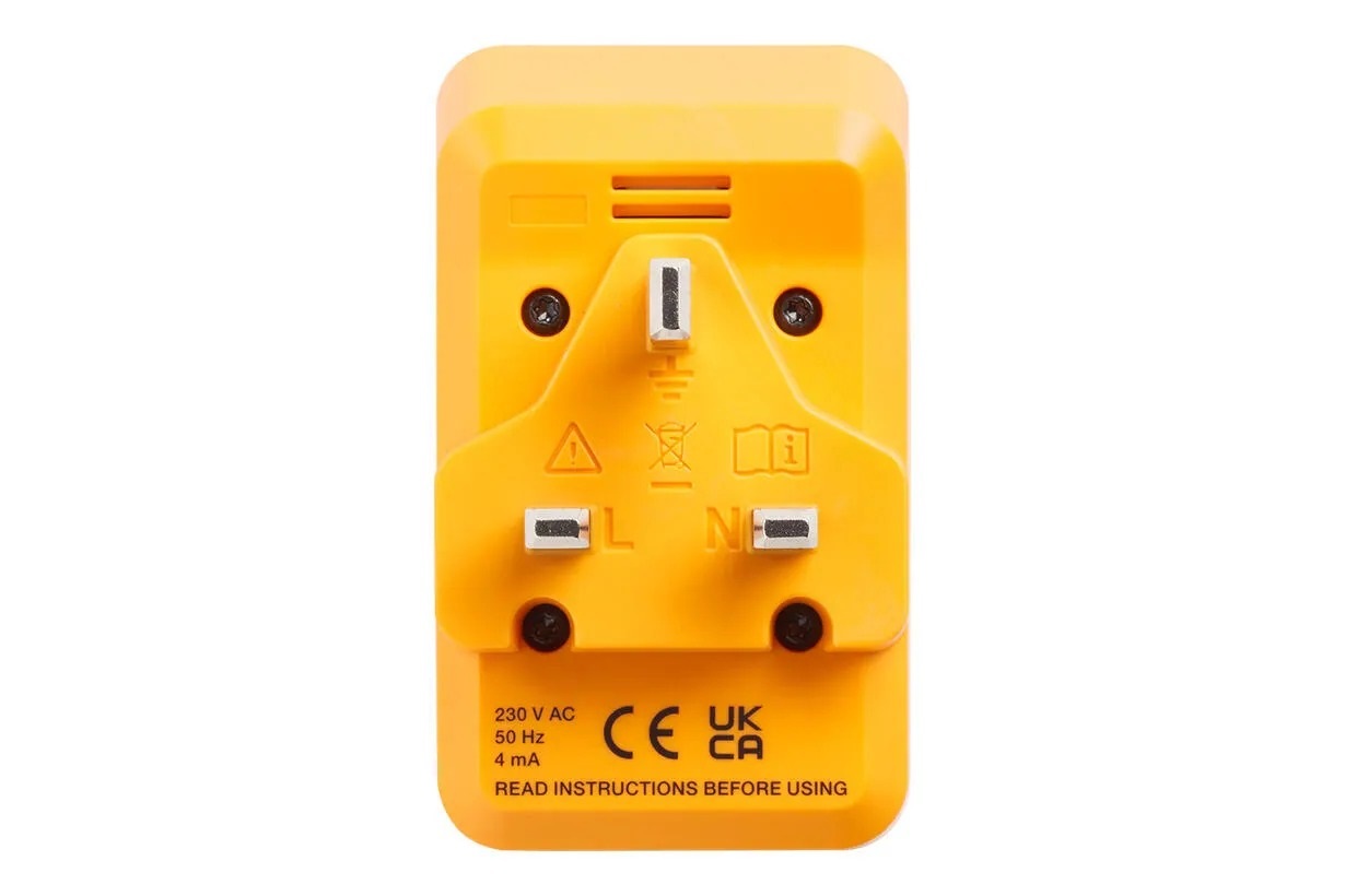 st240uk Fluke Mains Socket Tester 4mA 230V ac 300 V CAT II