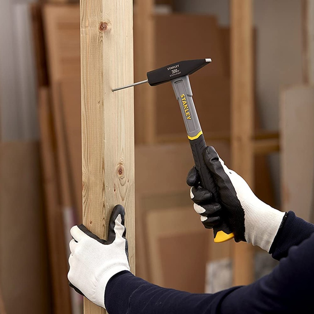 stht0-51907 Stanley Steel Head Claw Hammer with Fibreglass Handle, 300 g