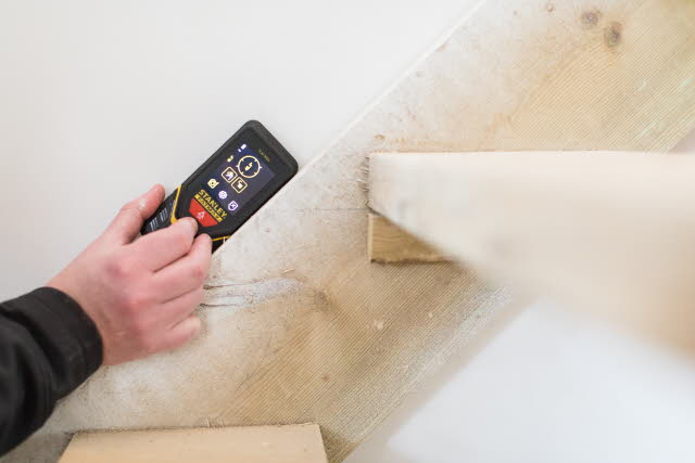 stht1-77140 Stanley TLM330s Laser Measure, 0.15/100 μm Range, ±1.5 mm Accuracy