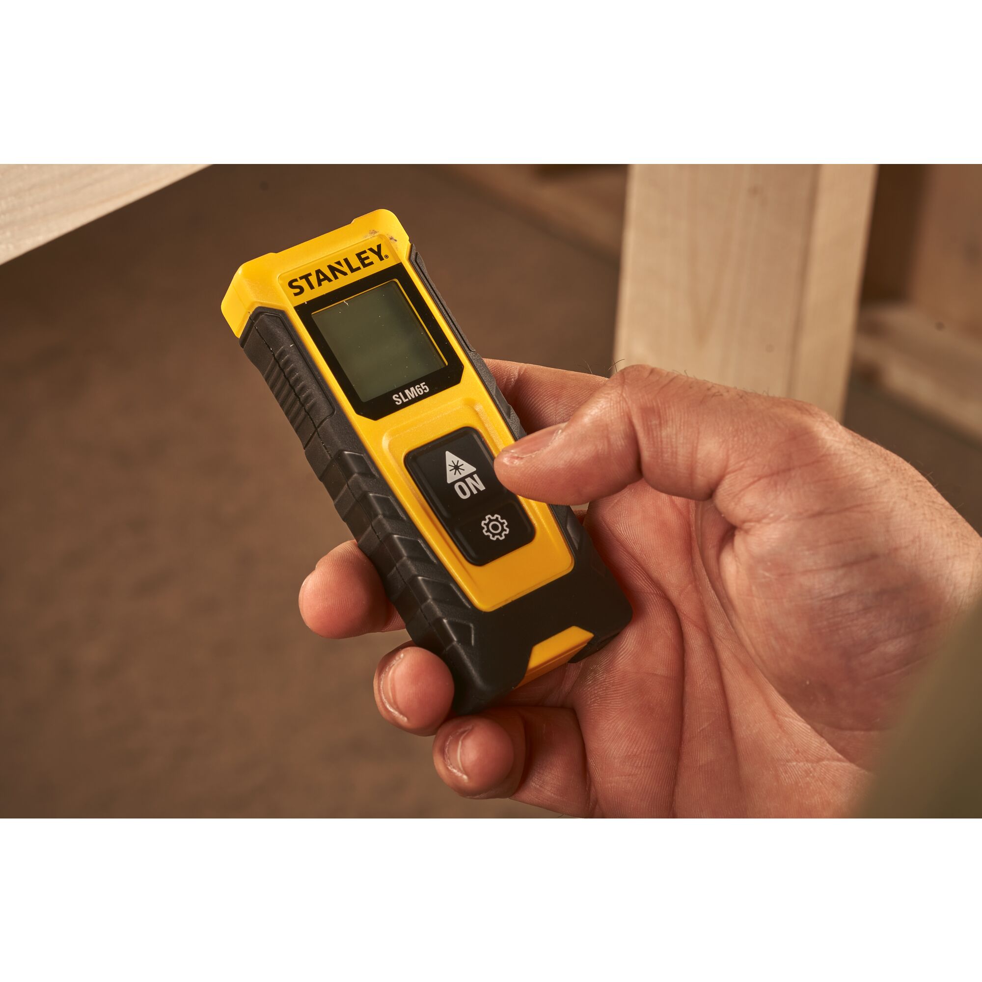 stht77065-0 Stanley Distance Meter, 20 m Range, ±3 (10 m) mm Accuracy