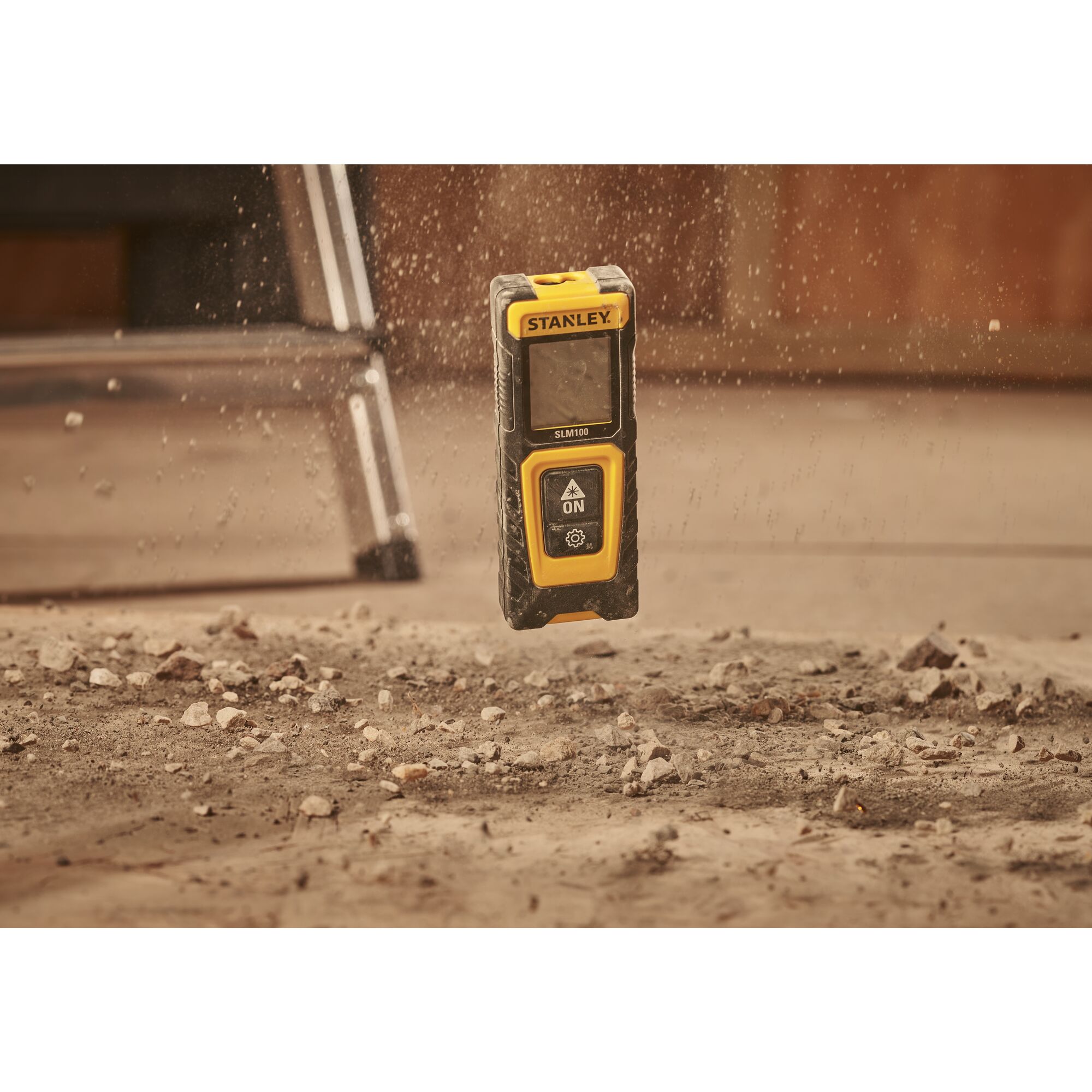 Stanley Distance Meter, 30 m Range, ±3 mm Accuracy