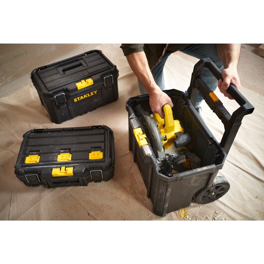 stst83319-1 Stanley Polypropylene Tool Box Wheeled 740 mm 400 mm 506mm