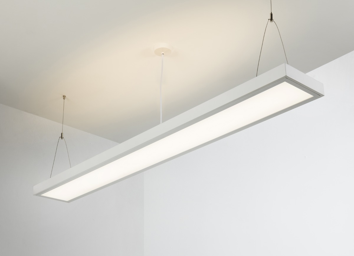 Knightsbridge 55 W LED Bulkhead Light, 1500 mm Long, IP20