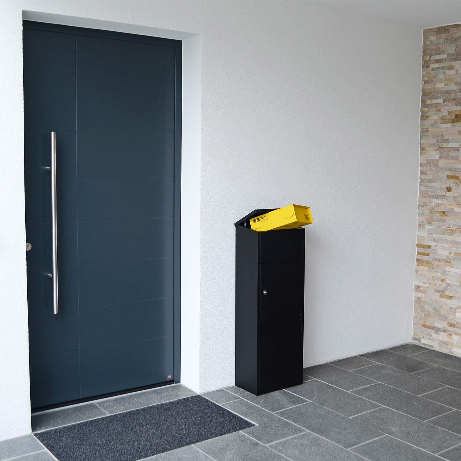 t05781 Rottner Comsafe Black Mailbox, 1050 mm x 380 mm x 230 mm