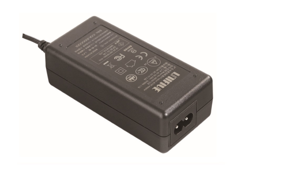 Unifive 45 W AC/DC Adapter AC/DC Adapter IEC 12V dc Output, 3.8 A