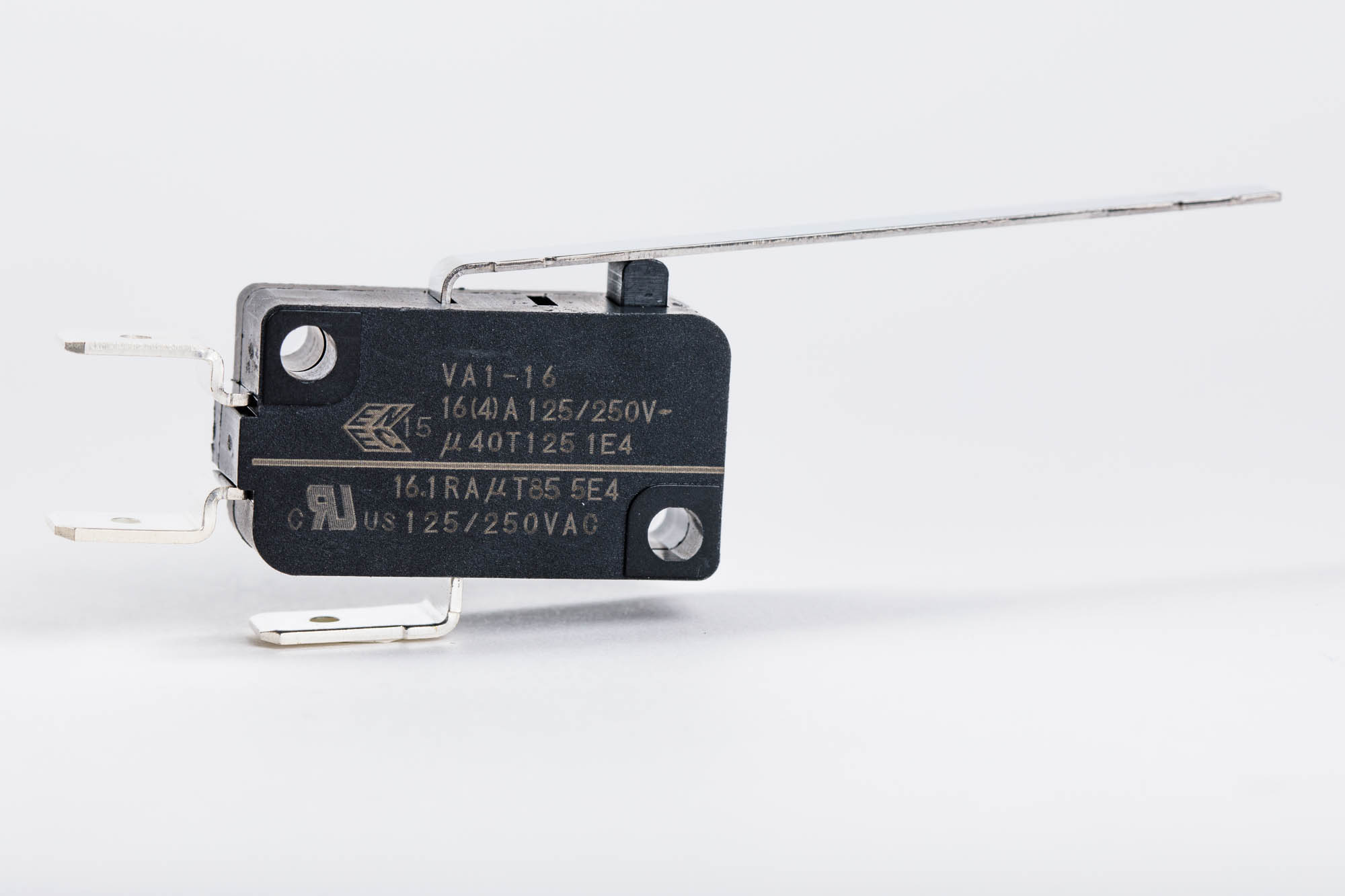 Zippy Lever Snap Action Micro Switch, Solder Terminal, 16.1 A, 250 V ac, SPDT