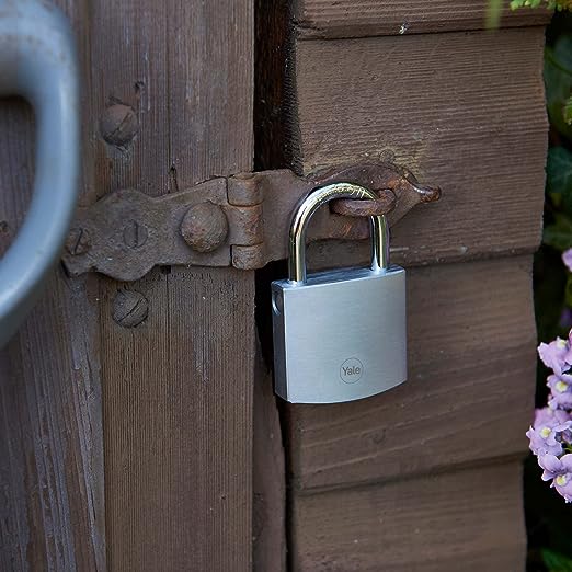 y120b501271 Yale1 Padlock Brass Padlock, 7 mm Shackle, 50 mm Body