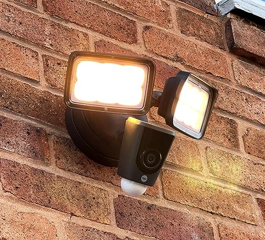 yfl01-blk Yale1 Network Outdoor IR CCTV Camera 1080 pixels