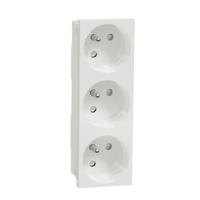 nu307918 Schneider Electric White 3 Gang Power Socket, 2 Poles, 16A, French 2P, Indoor Use