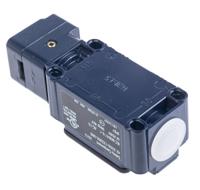 az-3350-12zuek-u90 Schmersal AZ3350 Safety Interlock Switch, 2NC/1NO, Handle Actuator Included, Aluminium