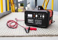 851-7492 RS PRO Battery Charger For Lead Acid 1 Cell 12V 28A with UK plug
