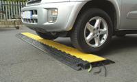 26101340 RS PRO 0.9m Black/Yellow Cable Cover in Rubber, 50, 60mm Inside dia.