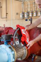 cgv-18 Brady Red 2-Lock ABS Gate Valve Lockout, 9.65mm Shackle, 457mm Attachment