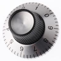 pks1105b1014 TE Connectivity 29.7mm Black Potentiometer Knob for 6.35mm Shaft Splined, PKS1105B101/4