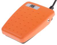 808-6995 RS PRO General Purpose Momentary Foot Switch - Thermoplastic Case Material, SP-CO, 1.75 A Contact Current, 24V Contact