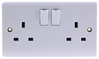 775-8068 RS PRO White 2 Gang Plug Socket, 2 Poles, 13A, Type G - British, Indoor Use