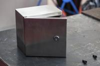 842-8399 RS PRO 304 Stainless Steel Wall Box, IP66, 200 mm x 200 mm x 150mm