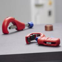 90-31-03-bk Knipex Pipe Cutter 6 → 35 mm, Cuts Plastic