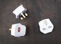 490-015 RS PRO UK Mains Plug, 13A White, Cable Mount Thermoplastic, Urea Formaldehyde, 250 V