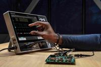 mso24-2-bw-500 Tektronix MSO24 MSO2 Series, 500MHz Bench, Portable, Ultra Compact Oscilloscope, 4 Analogue Channels, 16 Digital