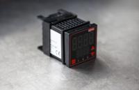 124-1071 RS PRO Panel Mount PID Temperature Controller, 48 x 48mm, 3 Output Relay, SSR, 110 → 240 V ac Supply Voltage