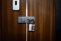 781-6039 RS PRO Combination Aluminium Combination Padlock, 5mm Shackle, 30mm Body