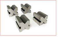 230-0115 RS PRO Steel Screw Clamping 1.5 x 1.5 x 2in V-Block, 1.5in Capacity