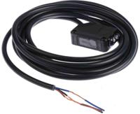 e3z-lr81-2m Omron Retroreflective Photoelectric Sensor, Block Sensor, 200 → 15 m Detection Range