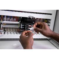 m4-203-ro-427 Brady B-427 on Black on White, Transparent Label, 25.40 mm Width, 25.40mm Label Width