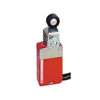 xcsm3902l10 Telemecanique Sensors XCSM Series Roller Plunger Interlock Switch, 2NC/1NO, IP66, IP67, IP68, 3P, Zamak Zinc Alloy