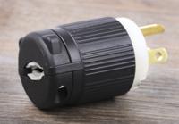 860-6738 RS PRO USA Mains Plug, 15A Black, Cable Mount Nylon Cage Clamp, 125 V