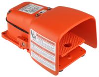 116-956 RS PRO Momentary Foot Switch - Cast Iron Case Material, DP-CO, 20 A @ 250 V ac Contact Current, 250V Contact Voltage