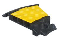 252-2822 RS PRO 600mm Black/Yellow Cable Cover in Rubber, 58 x 52mm Inside dia.