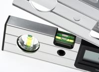 0601076600 Bosch 432mm Laser Inclinometer, User Calibrated